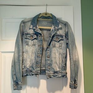 Zara women’s Jean jacket